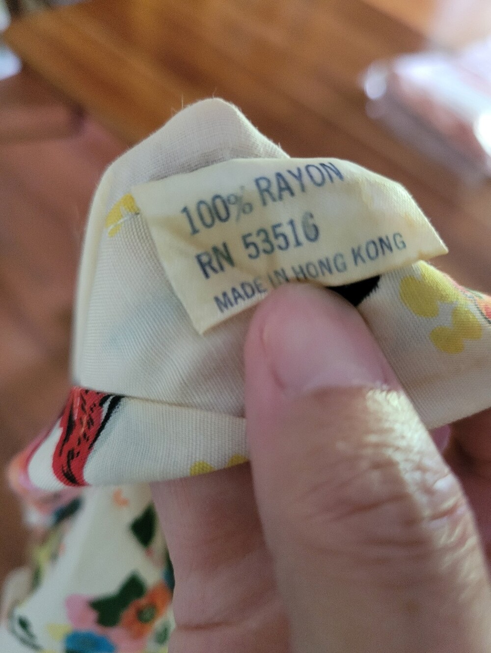 Short Japanese Style Robe In Japanese Print - Picture 6 of 9